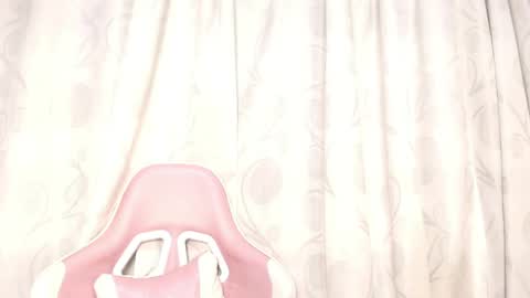 Ailyn online show from 25, 5, 2026