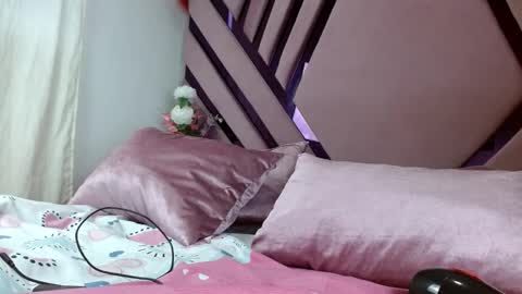 Snapshot of aiilynsmiith chatting on 3, 10, 2025 aiilynsmiith online show from 3, 10, 2025