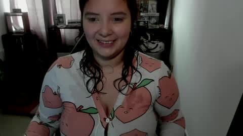 Snapshot of aikadreams chatting on 27, 5, 2026 Catalina online show from 27, 5, 2026