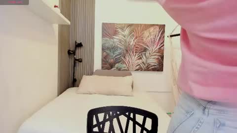 Snapshot of ailann_ chatting on 10, 7, 2026 Alisson online show from 10, 7, 2026