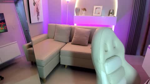   online show from 27, 2, 2026