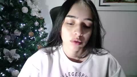 Snapshot of aineangeel chatting on 20, 12, 2024 AINE online show from 20, 12, 2024