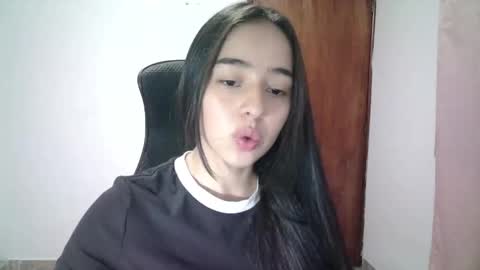 Snapshot of aineangeel chatting on 14, 9, 2025 AINE online show from 14, 9, 2025