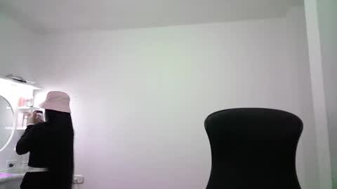 AINE online show from 14, 12, 2025