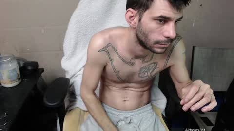 Leo  Airborn  Sir  Daddy online show from 27, 1, 2025