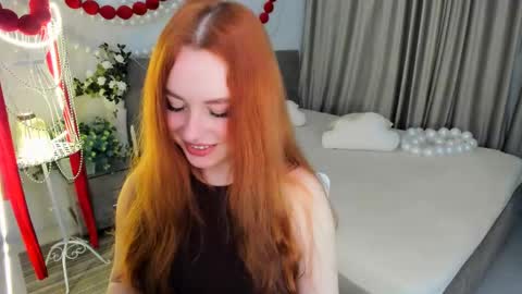 Snapshot of airysilhouette chatting on 10, 4, 2026 Louise online show from 10, 4, 2026