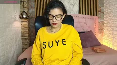Snapshot of aisha__cambell chatting on 22, 4, 2026 aisha__cambell online show from 22, 4, 2026