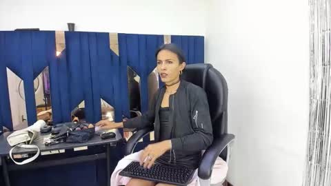 Aisha online show from 29, 5, 2026