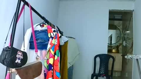 aisha koswell3 online show from 20, 4, 2026