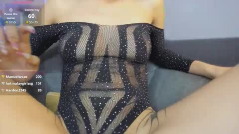 Snapshot of aisha_sakina chatting on 8, 11, 2025 aisha online show from 8, 11, 2025