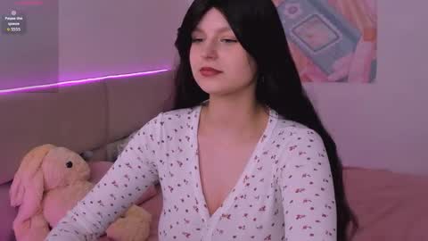 Aisha online show from 10, 11, 2025