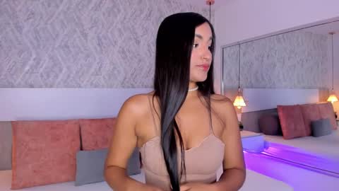 Aisha online show from 5, 3, 2025