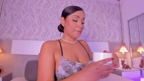 Aisha online show from 5, 12, 2025