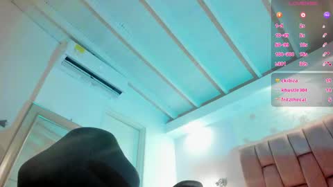 aisha  online show from 28, 3, 2026