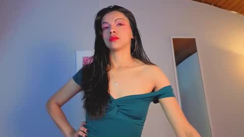 Snapshot of aitanna_garciia chatting on 17, 12, 2025 Aitana Garcia online show from 17, 12, 2025