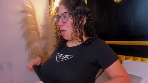 Aixa Burgos online show from 31, 10, 2025