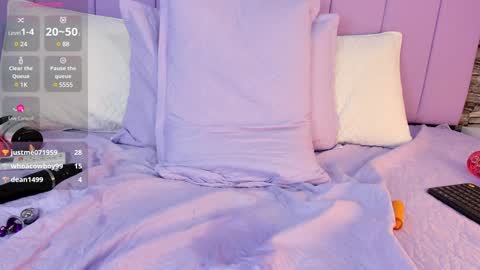   online show from 5, 1, 2025