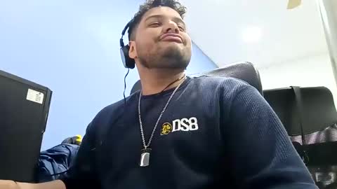 Esteban online show from 22, 1, 2025