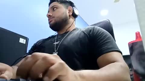 Esteban online show from 1, 2, 2025