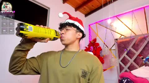 Snapshot of akazaboy chatting on 24, 12, 2024 akazaboy online show from 24, 12, 2024