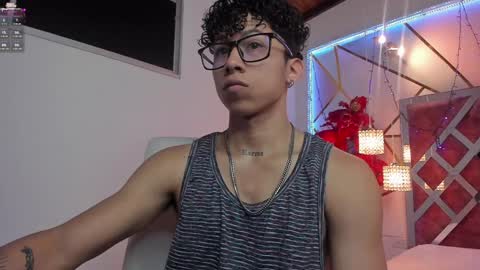 Snapshot of akazaboy chatting on 31, 12, 2024 akazaboy online show from 31, 12, 2024