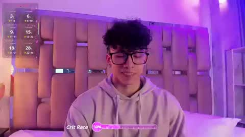 Snapshot of akazaboy chatting on 8, 9, 2025 akazaboy online show from 8, 9, 2025