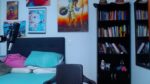 akiles online show from 4, 3, 2025