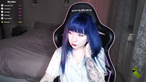 akirahartyx online show from 6, 12, 2024