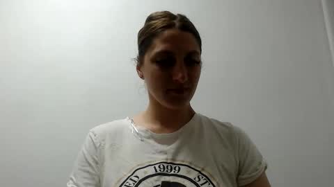 akyragrace online show from 8, 6, 2026