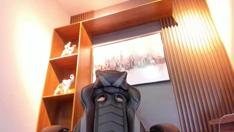 Alahia Rodriguez online show from 14, 12, 2025