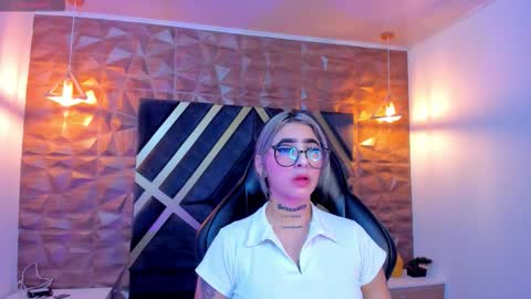 ALAHIA online show from 11, 10, 2025