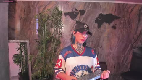 ALAHIA online show from 1, 4, 2026