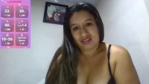 Snapshot of alahia_fox chatting on 11, 1, 2025 alahia online show from 11, 1, 2025