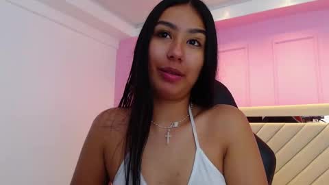 Snapshot of alahiacruz1 chatting on 2, 10, 2025 A L A H I A online show from 2, 10, 2025