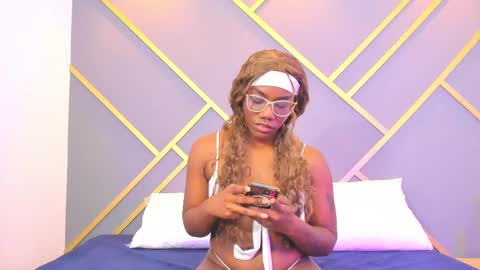 alaia_colins online show from 10, 2, 2025