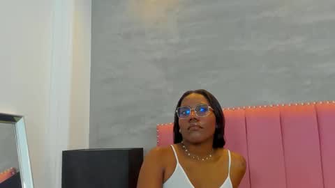 alaia_colins online show from 28, 11, 2025