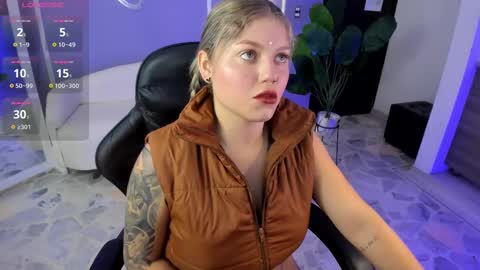 Alaia online show from 18, 9, 2025