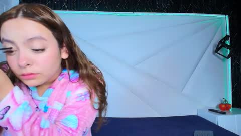 Snapshot of alaia_liam chatting on 24, 12, 2024 alaia_liam online show from 24, 12, 2024