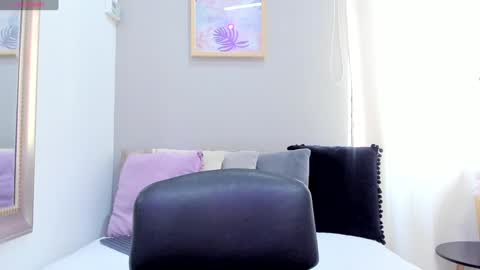 Snapshot of alaiasmile_ chatting on 14, 1, 2025 online show from 14, 1, 2025