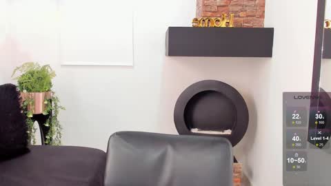 Snapshot of alaiasmile_ chatting on 2, 2, 2025 online show from 2, 2, 2025