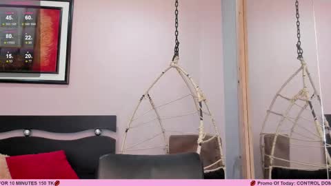 Snapshot of alaiasmile_ chatting on 4, 3, 2025 online show from 4, 3, 2025