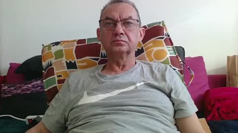 Snapshot of alain5159 chatting on 7, 4, 2026 alain5159 online show from 7, 4, 2026