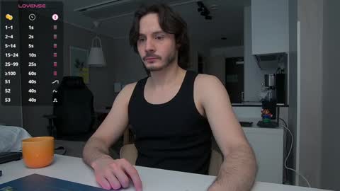 Maxi  online show from 6, 2, 2025