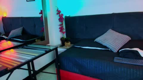 alan_colthon online show from 24, 4, 2026