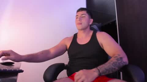 Snapshot of alan_muscle chatting on 4, 12, 2024 Alan online show from 4, 12, 2024