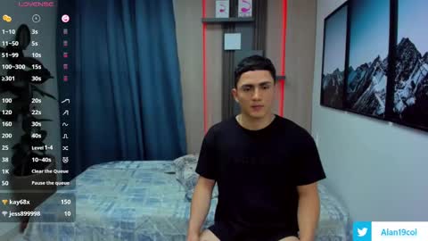 Snapshot of alan_nd_kevin chatting on 7, 3, 2025 Alan Kevin can we reach 100 thumbs up please guys online show from 7, 3, 2025