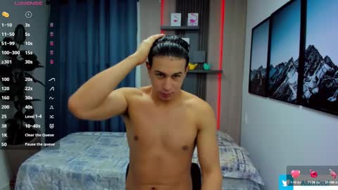 Snapshot of alan_nd_kevin chatting on 11, 3, 2025 Alan Kevin can we reach 100 thumbs up please guys online show from 11, 3, 2025