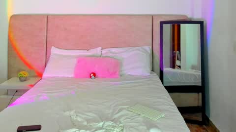             online show from 30, 12, 2024