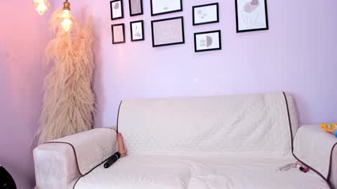 Snapshot of alana__rossetti chatting on 19, 2, 2025 Alana online show from 19, 2, 2025