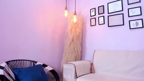 Snapshot of alana__rossetti chatting on 12, 3, 2025 Alana online show from 12, 3, 2025